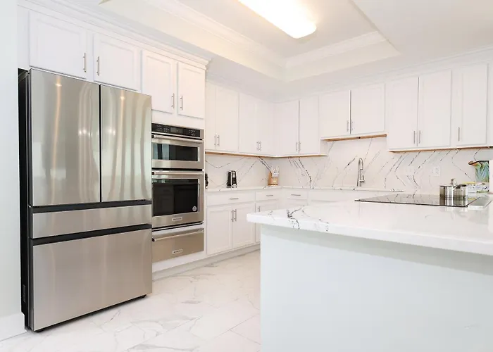 Phoenix Gulf Towers 1604 Apartment